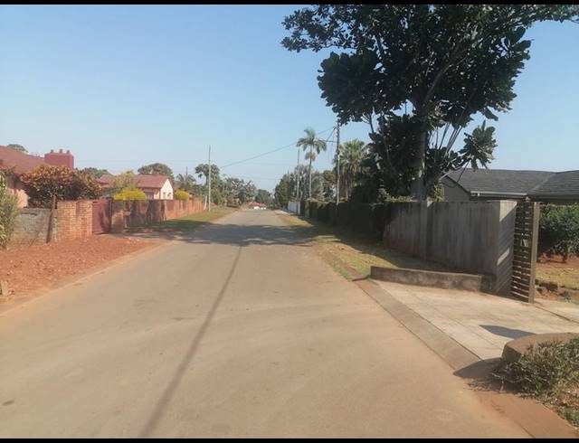 3 BEDROOM HOUSE FOR SALE IN SHAYANDIMA